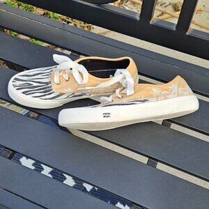 Billabong Womens Seascape Daze Yellow Zebra Vans style - Women's sz 9
